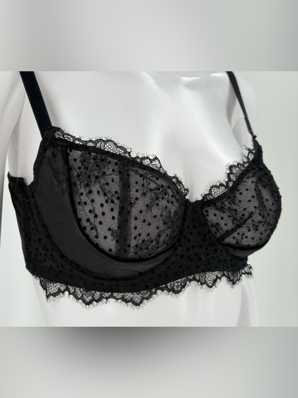 Victoria's Secret Dream Angels‎ Wicked Pushup Without Padding Bra 34D